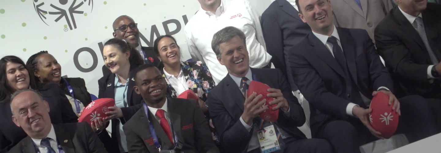 Hochrangige Vertreterinnen und Vertreter von Regierungen, UN und Zivilgesellschaft bringen neue Initiative am Rande der Special Olympics World Games auf den Weg