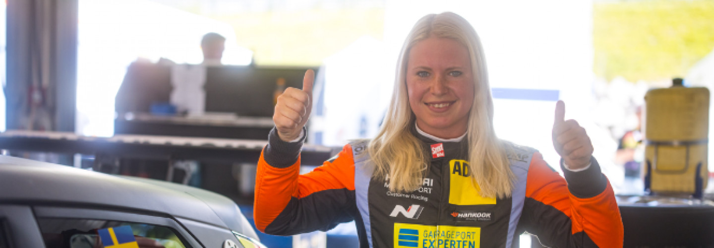 Jessica Bäckman startet im zweiten Rennen von der Pole Position