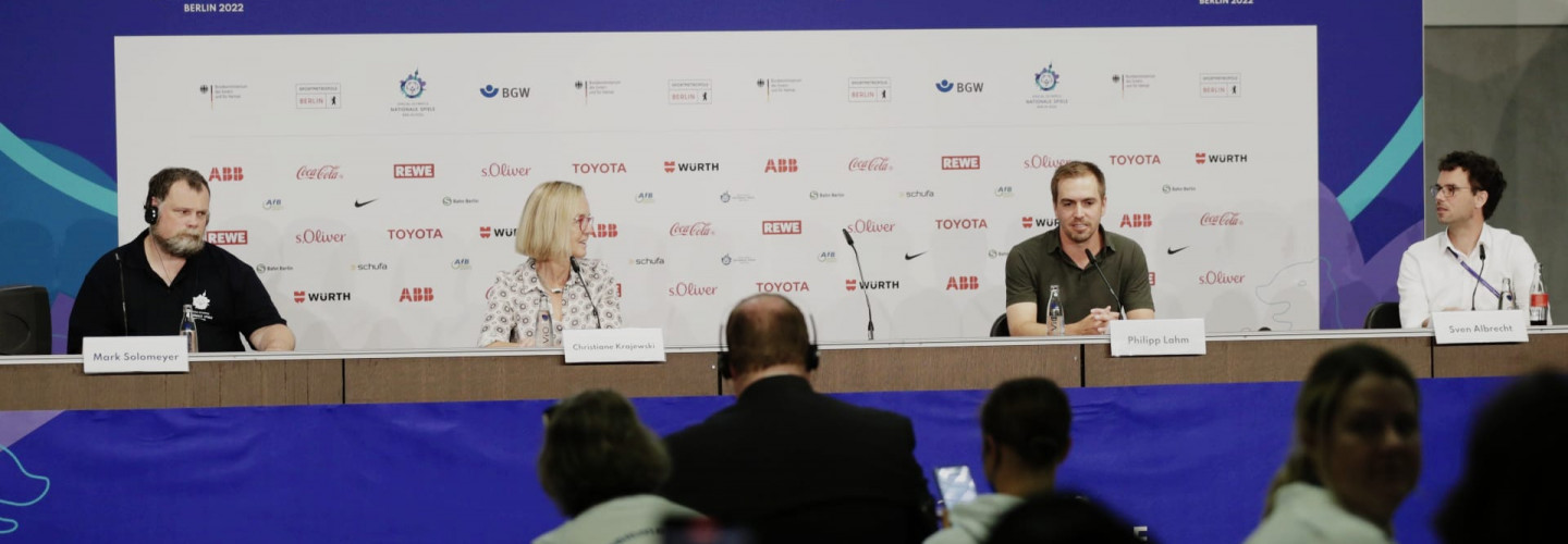 Abschluss-Pressekonferenz Mark Solomeyer, Christiane Krajewski, Philipp Lahm, Sven Albrecht