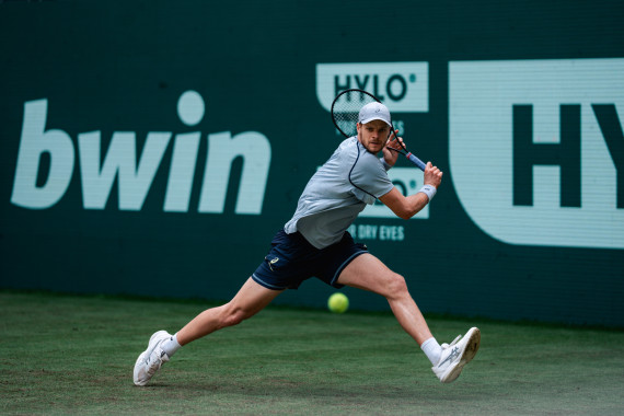 Zverev benötigt drei Sätze, Hanfmann stark – jetzt kommt es zum deutschen Duell