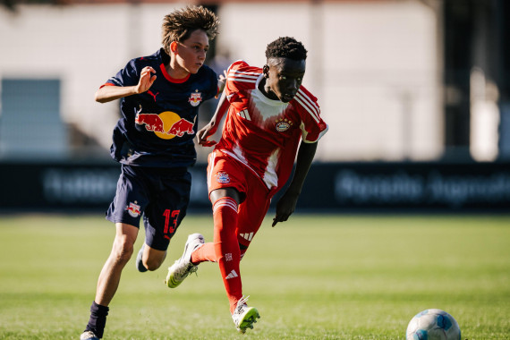 Porsche Fußball Cup 2025: Red Bull Fußball Akademie Salzburg gegen FC Bayern