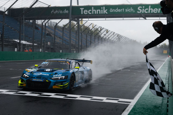 Denis Bulatov und Nico Hantke überquerten als Zweite die Ziellinie