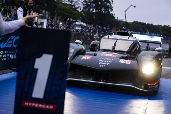 Sébastien Buemi, Brendon Hartley und Ryo Hirakawa gewinnen das 6-Stunden-Rennen von Brasilien