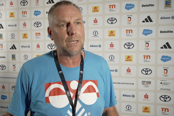 Im Interview spricht der ehemalige Handball-Weltmeister Christian Schwarzer u.a. über die Leistung der deutschen Handball-Nationalmannschaften sowie mögliche Olympische Spiele in Deutschland.