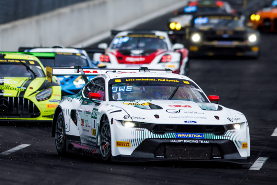 Heimspiel für das Haupt Racing Team aus Drees mit seinen drei Ford Mustang GT3