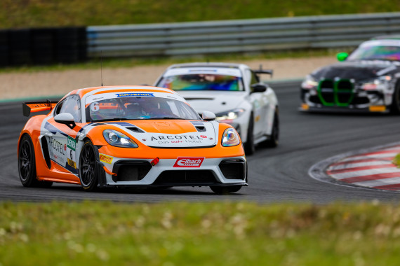 Diesen Porsche pilotiert Nicolaj Møller Madsen