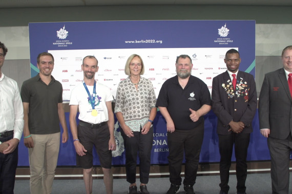 Footage der Abschluss-PK