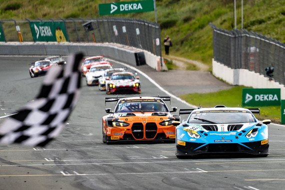 Paul Motorsport siegte mit hauchdünnem Vorsprung vor FK Performance Motorsport in Zandvoort