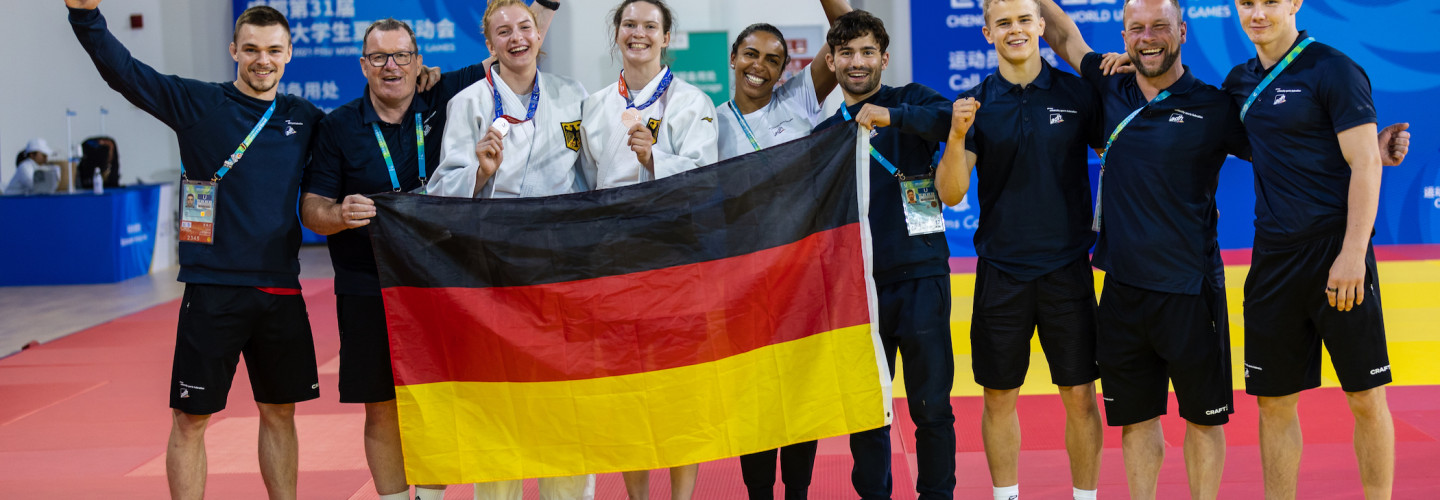 Samira Bock und Agatha Schmitt holen Silber und Bronze auf der Judomatte