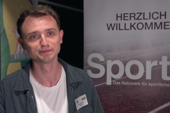 In den Interviews sprechen verschiedene Start-up-Gründer u.a. über die Besonderheiten des Events und wofür ihre Unternehmen stehen.