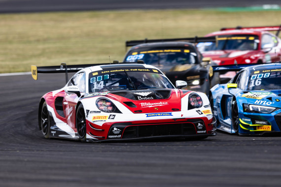 Mit dem Porsche 911 GT3 R gewann Razoon bereits zwei Saisonrennen