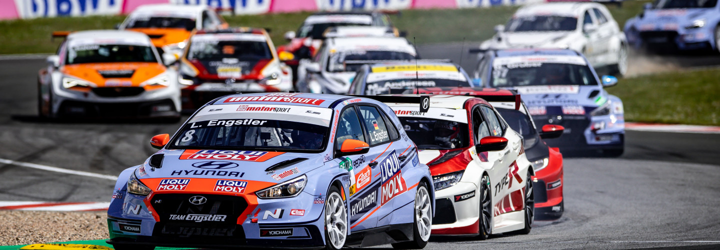 Der Hyundai i30 N TCR von Tabellenführer Luca Engstler