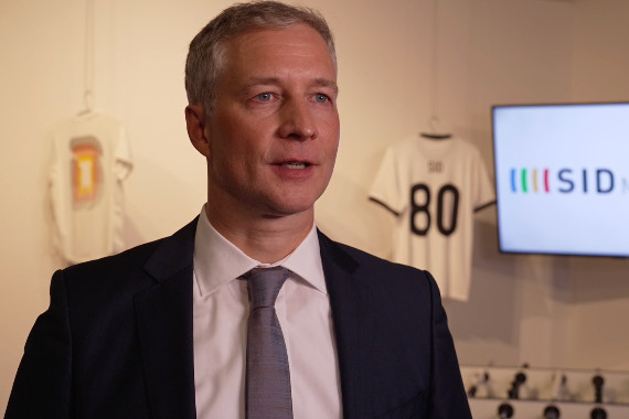 Im Interview spricht der Geschäftsführer des Sport-Informations-Dienstes Rainer Finke u.a. über die Herausforderung der Agentur in Zeiten des Medienwandels und darüber, wie er auf die Feierlichkeiten zum achtzigjährigen Bestehen blickt.