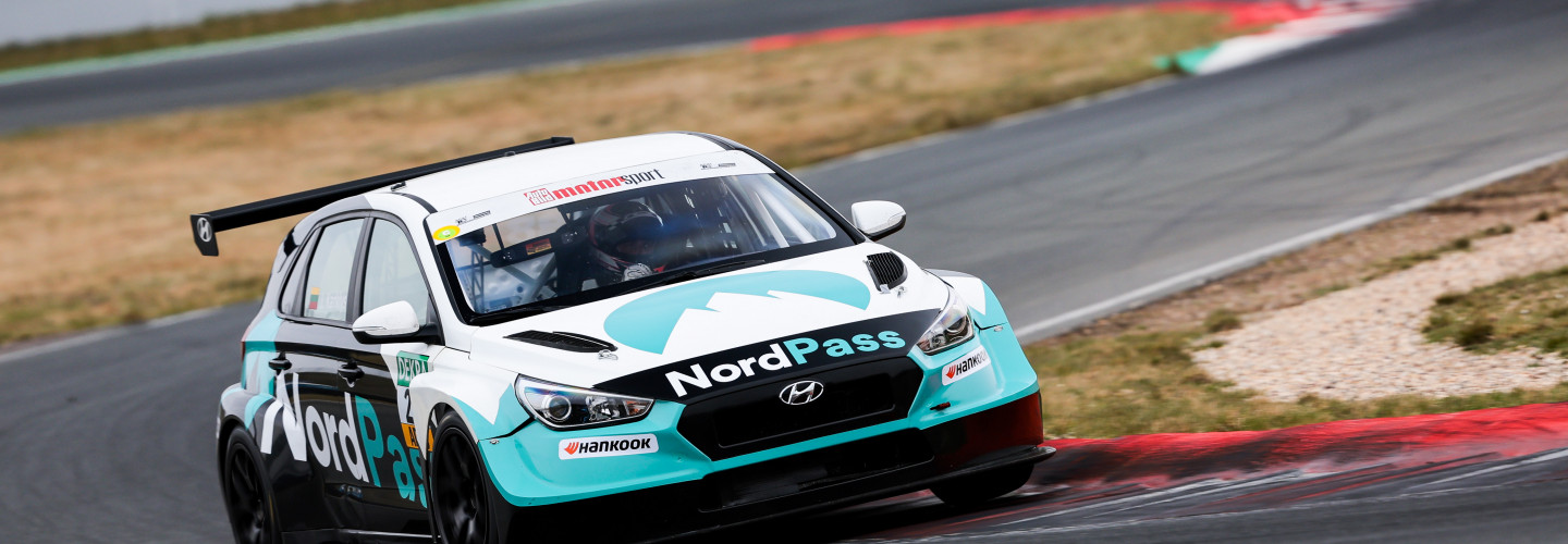 Die Herausforderer wollen das Engstler-Team vom Thron stoßen